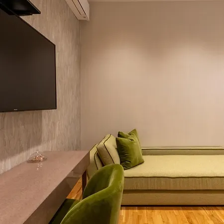 Residenza Pierret 招待所 4*